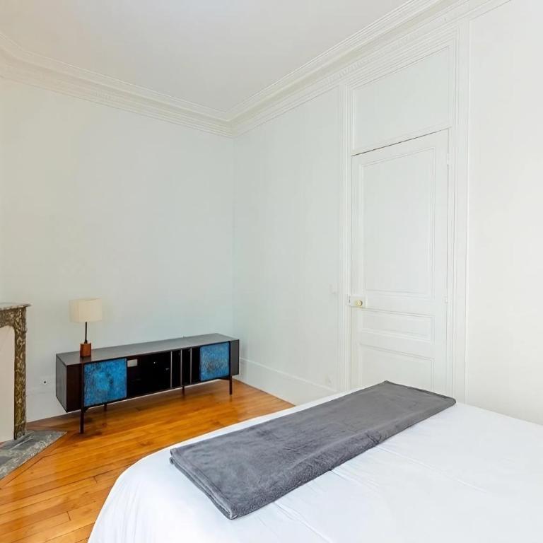 Prestigious 4BR - Sleeps 9 - Eiffel Tower - Apartamento de lujo de 4 dormitorios - 48