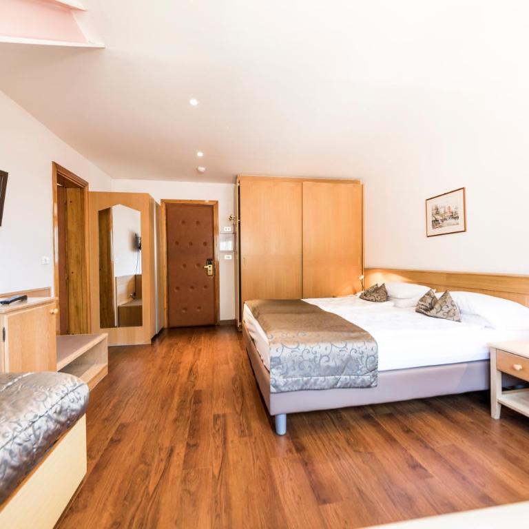 Active Hotel Ancora - Camera Tripla Classic - 5