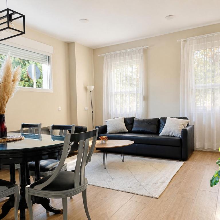 Alojamiento Amplio y Tranquilo - Apartamento de 2 dormitorios - 5