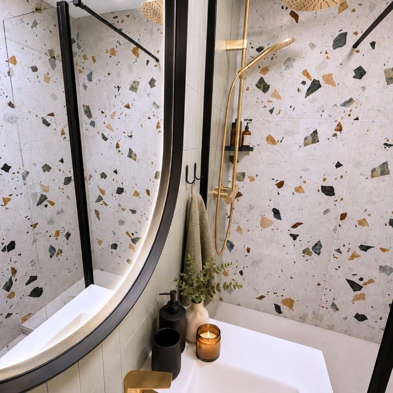 Moderne et Cosy T2 - Parking & Clim & Piscine & Balcon - LYON 25 min - Appartement 1 Chambre - 8