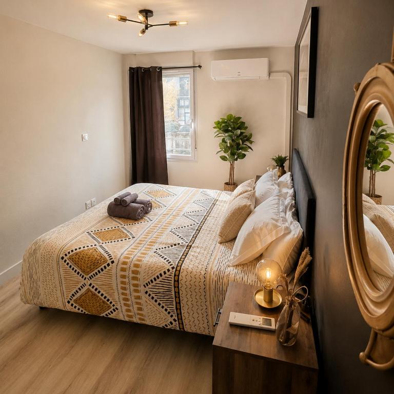 Moderne et Cosy T2 - Parking & Clim & Piscine & Balcon - LYON 25 min - Appartement 1 Chambre - 4