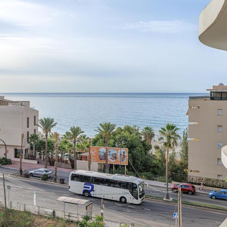 Free Garage Parking Beach 2 minutes by walk SeaViewTerrace Pool - Apartamento de 2 dormitorios - 15