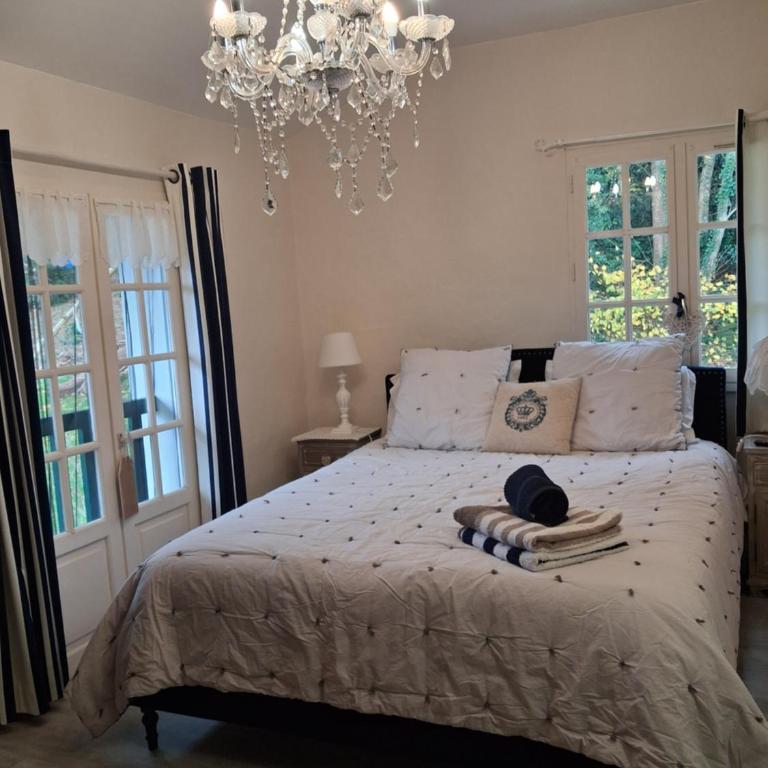 Cocoon - Double Room - 3