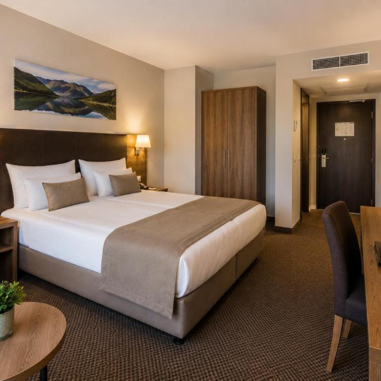 Hotel M K - Doppelzimmer - 2