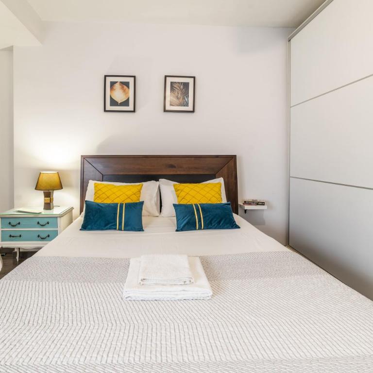 Amplias habitaciones - Casco Antiguo - Free parking - Apartamento - 10