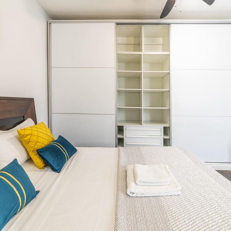 Amplias habitaciones - Casco Antiguo - Free parking - Apartamento - 11