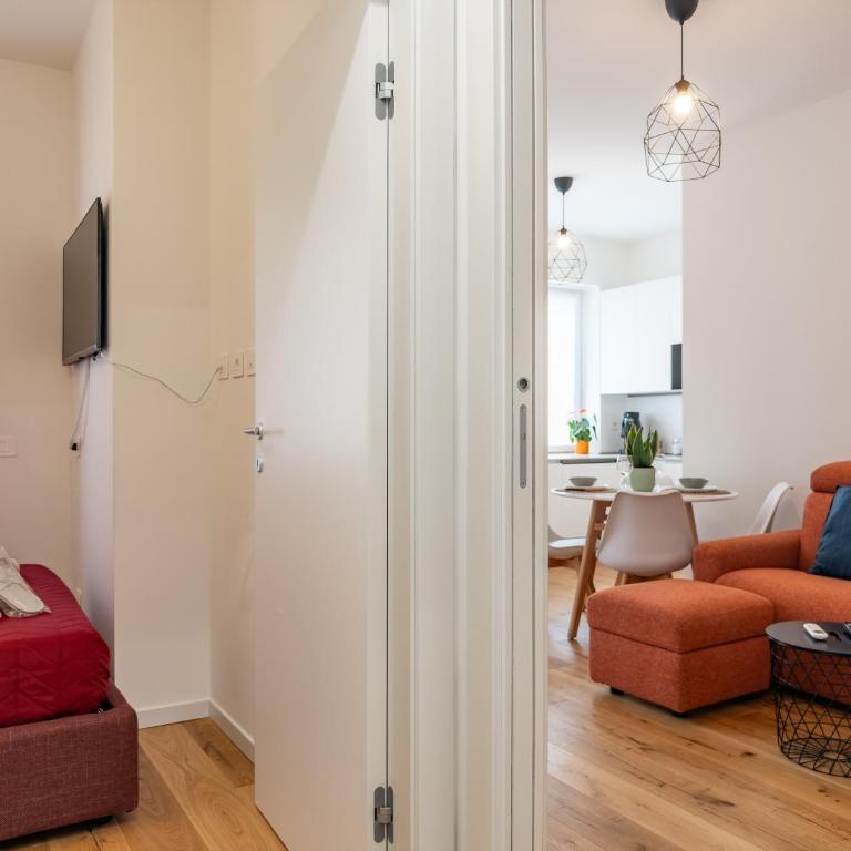 HomeSix - Two-Bedroom Apartment - 58