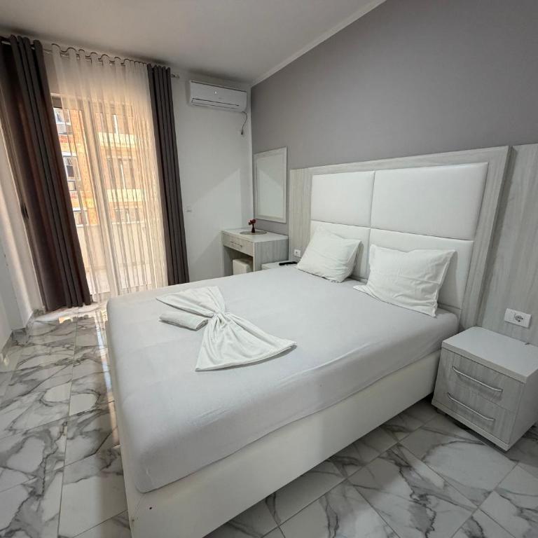 Maxhuri Apartments - Apartman - 1