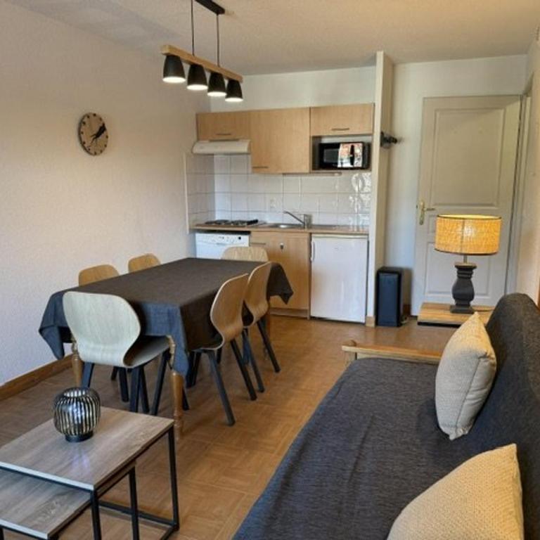 Appartement 3 pièces à Flumet - 6 pers. avec balcon, parking et piscine - Apartment mit 2 Schlafzimmern - 13
