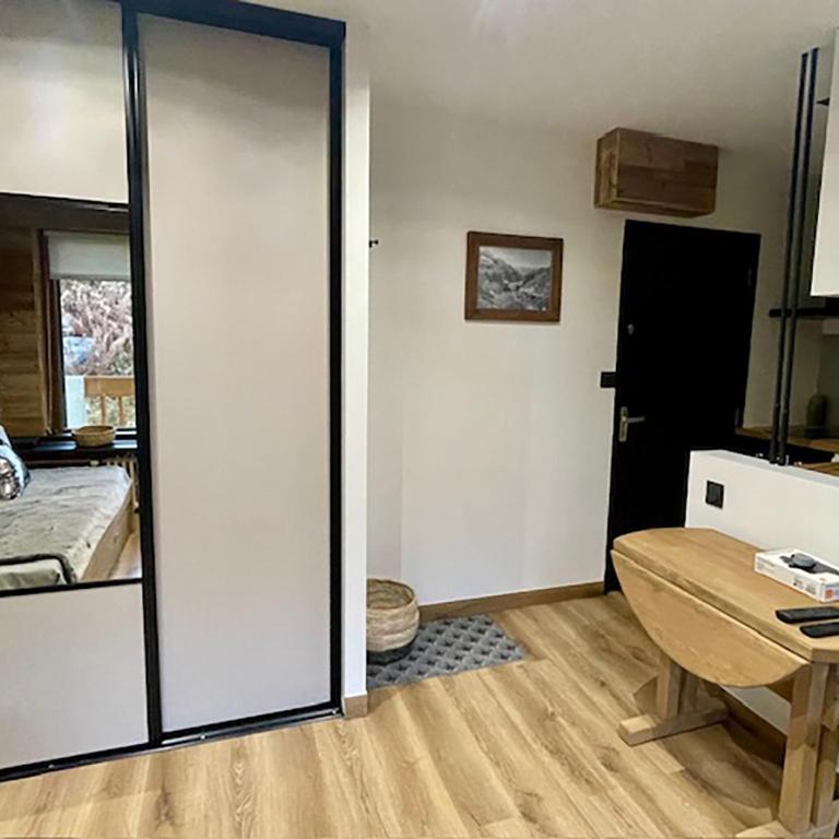 LE YAK Studio cosy 2 personnes Tignes Le Lac avec wifi et linge - Apartamento de 1 dormitorio - 5