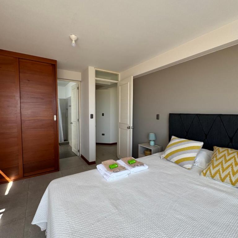 Brand-New Beachfront Luxury at Malecon Seoane Pimentel - Two-Bedroom Apartment - 44