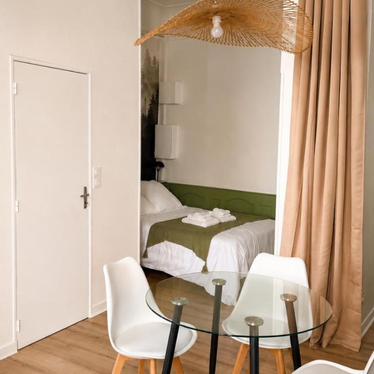 Charmant appartement dans le centre ville - Appartement 1 Chambre - 4