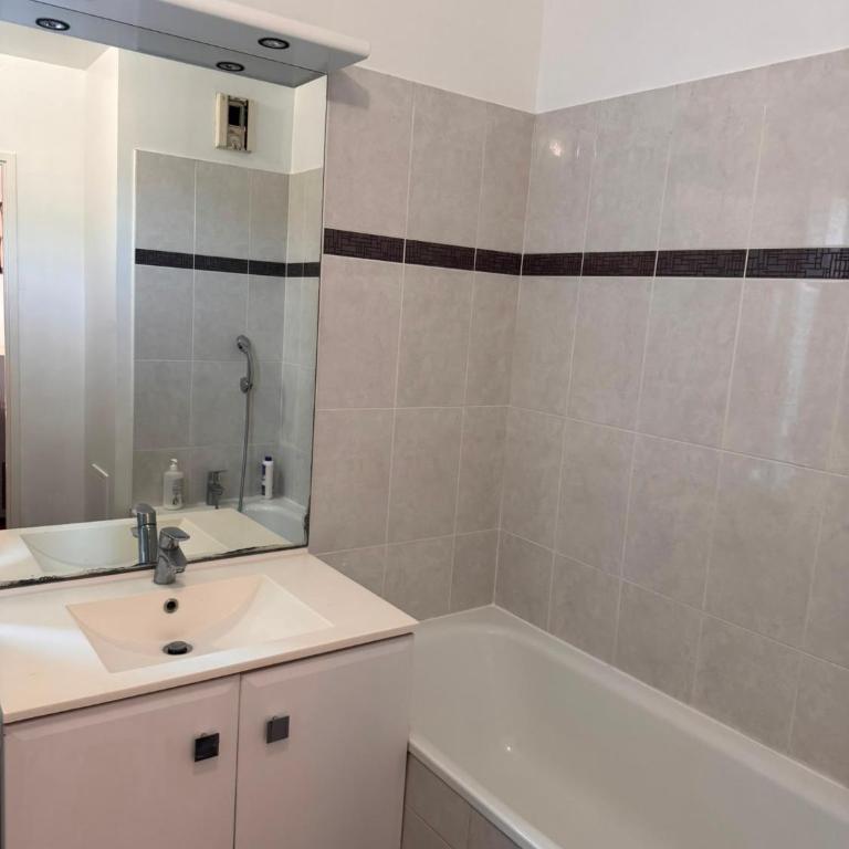 Appartement Familial près du stade de France - Apartamento de 2 dormitorios - 4