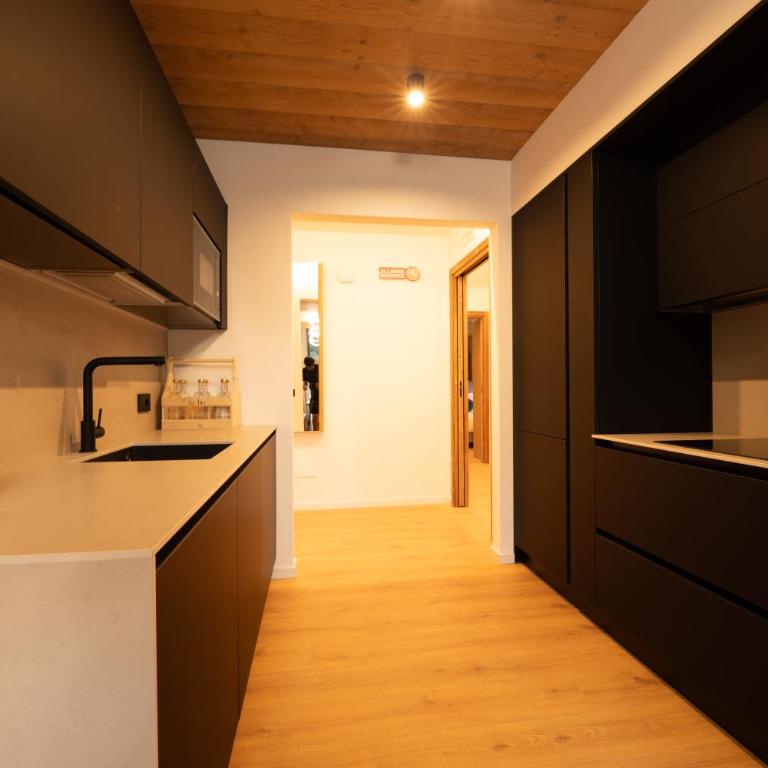 Echo - Private Spa Apartments - Appartamento Deluxe con 2 Camere da Letto e Vista Giardino - 6