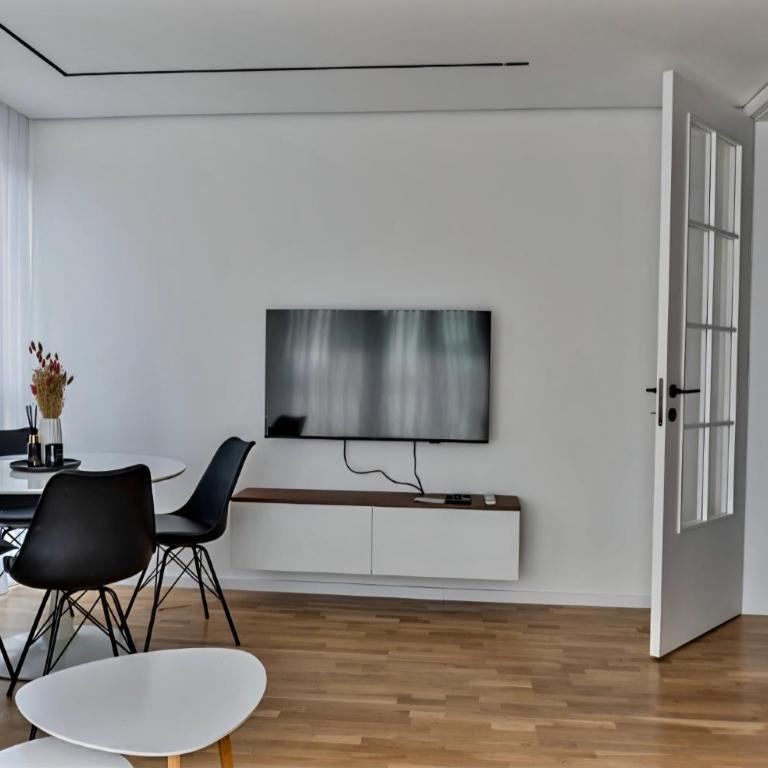 Sunset Apartment - One-Bedroom Apartment - 1