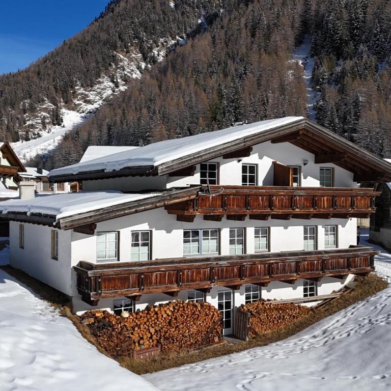 Gipfelblick Appartements - Apartment mit 2 Schlafzimmern und Bergblick - 1