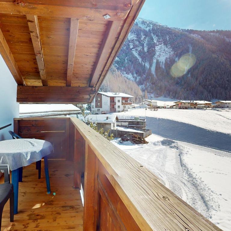 Gipfelblick Appartements - Apartment mit 2 Schlafzimmern und Bergblick - 12