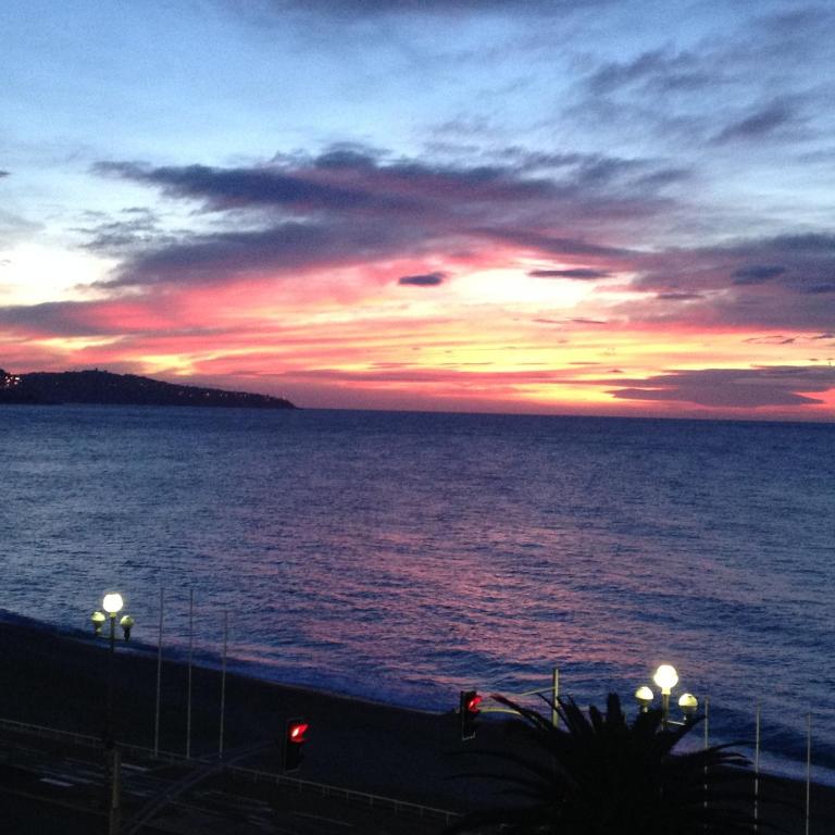 LE MIRAGE, SEA FRONT view, 3 bedrooms, 100m - Appartement 3 Chambres - 39