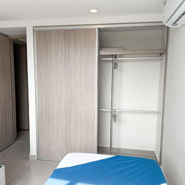 Apto en Cielo Mar - Al Lado del Hotel Las Americas - Apartamento - 57