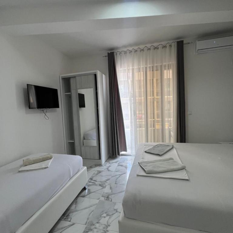 Maxhuri Apartments - Porodična Soba - 20