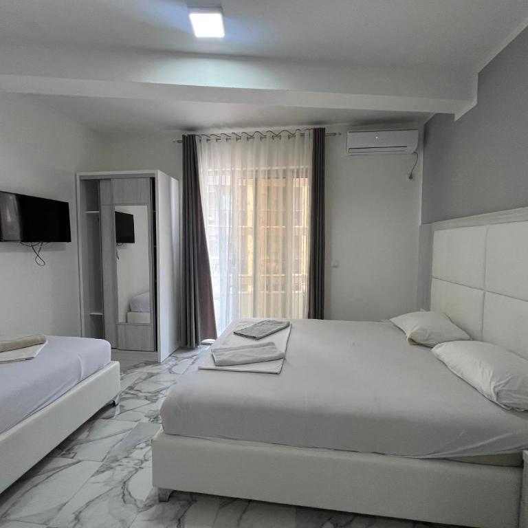 Maxhuri Apartments - Porodična Soba - 21