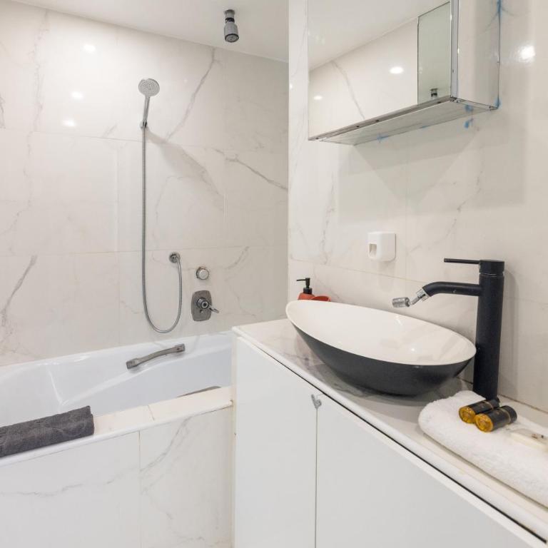 Amazing garden in city center - AirCon - Appartement 1 Chambre - 4