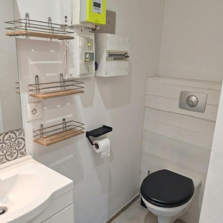 Paisible et agréable logement proche d'une forêt - Maison 1 Chambre - 4