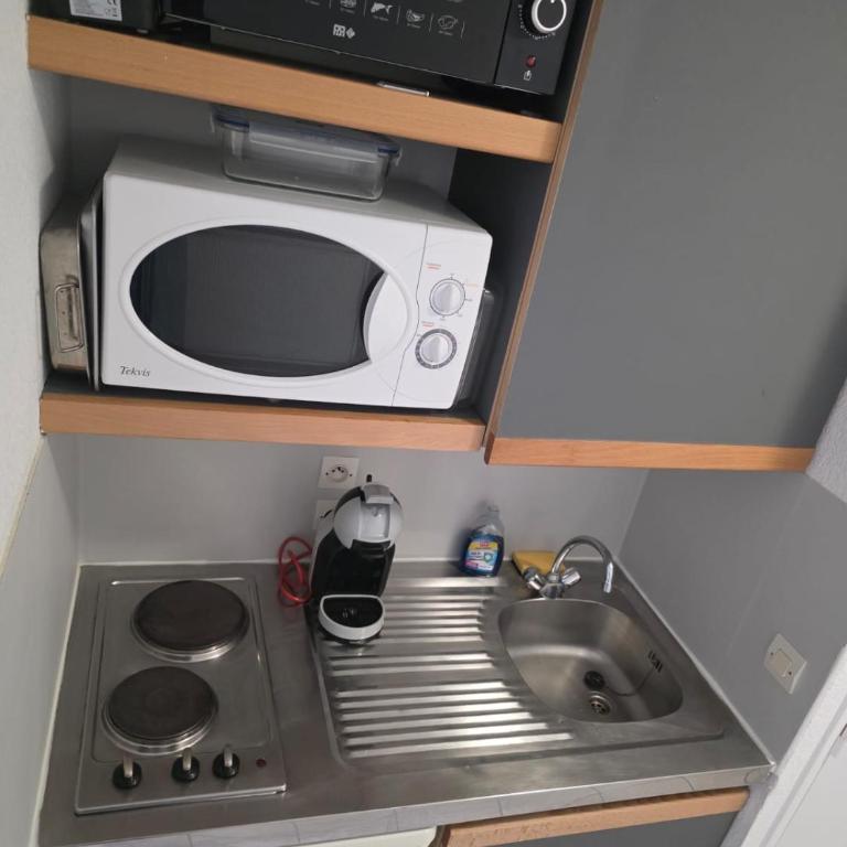 Joli studio 11 eme - Apartamento de 1 dormitorio - 2