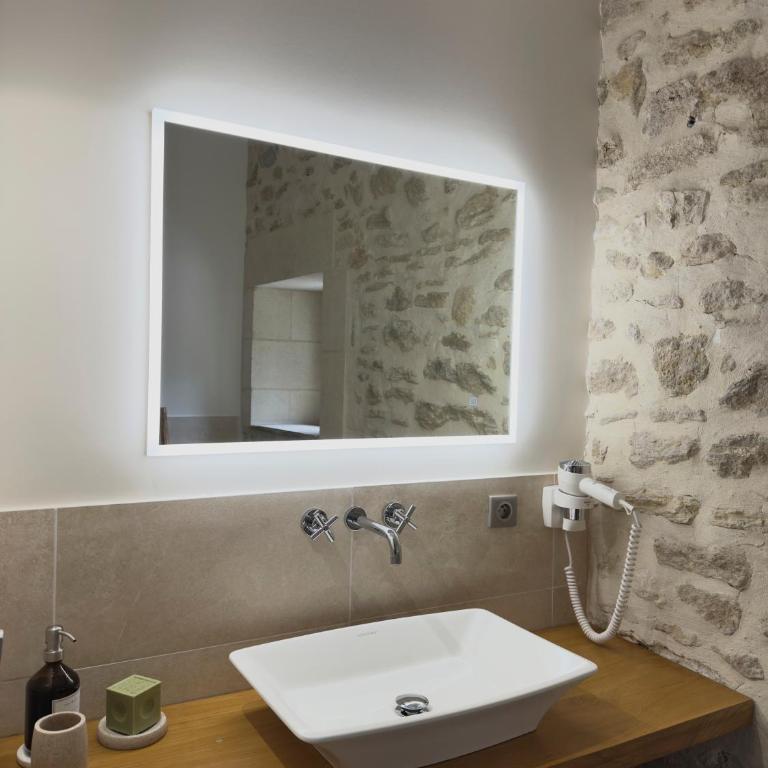 Moulin de Carrière, dans un parc de 2 hectares à Uzès - Chambre Familiale Deluxe - 27