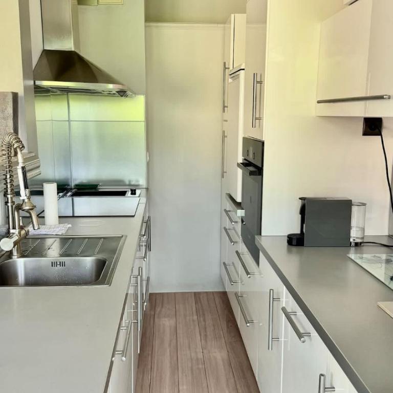 Centre Saint-Tropez climatisation et parking prive - Apartment - 6