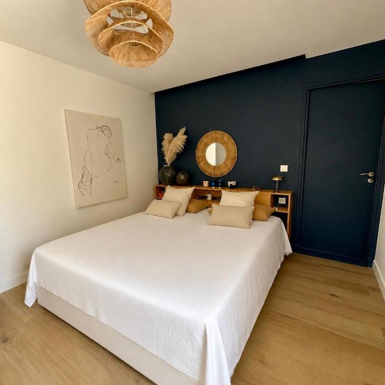 Très agréable et spacieuse villa avec piscine, jardin et clim - Villa avec Piscine Privée - 20
