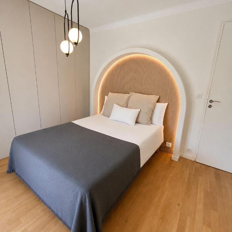 Très agréable et spacieuse villa avec piscine, jardin et clim - Villa avec Piscine Privée - 22