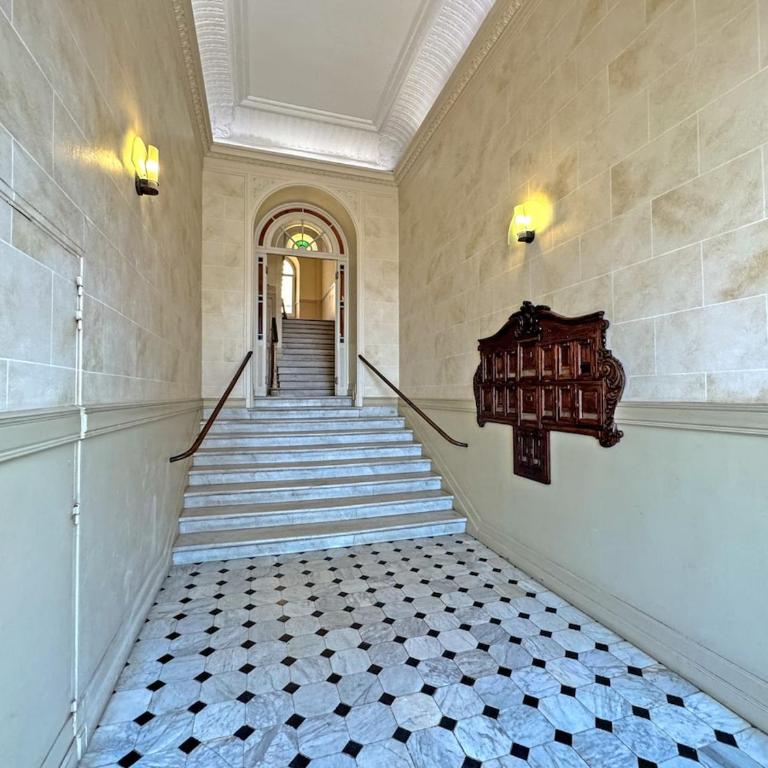 Elegant Seafront Loft Old Town Nice - Appartement 2 Chambres - 12