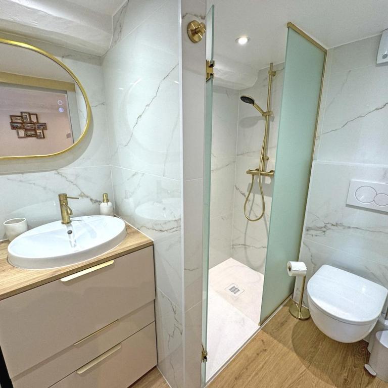 Elegant Seafront Loft Old Town Nice - Appartement 2 Chambres - 26