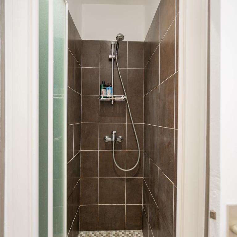 Chez Granny, cosy et retro studio proche gare - Appartement 1 Chambre - 15
