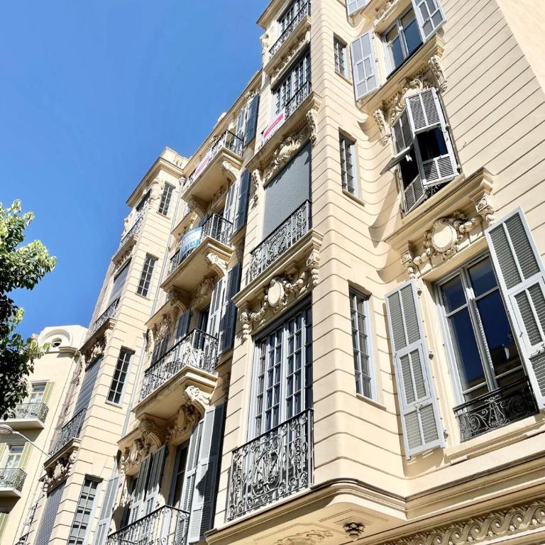 Carré DOrelegant 2 BR - Appartement 2 Chambres - 6