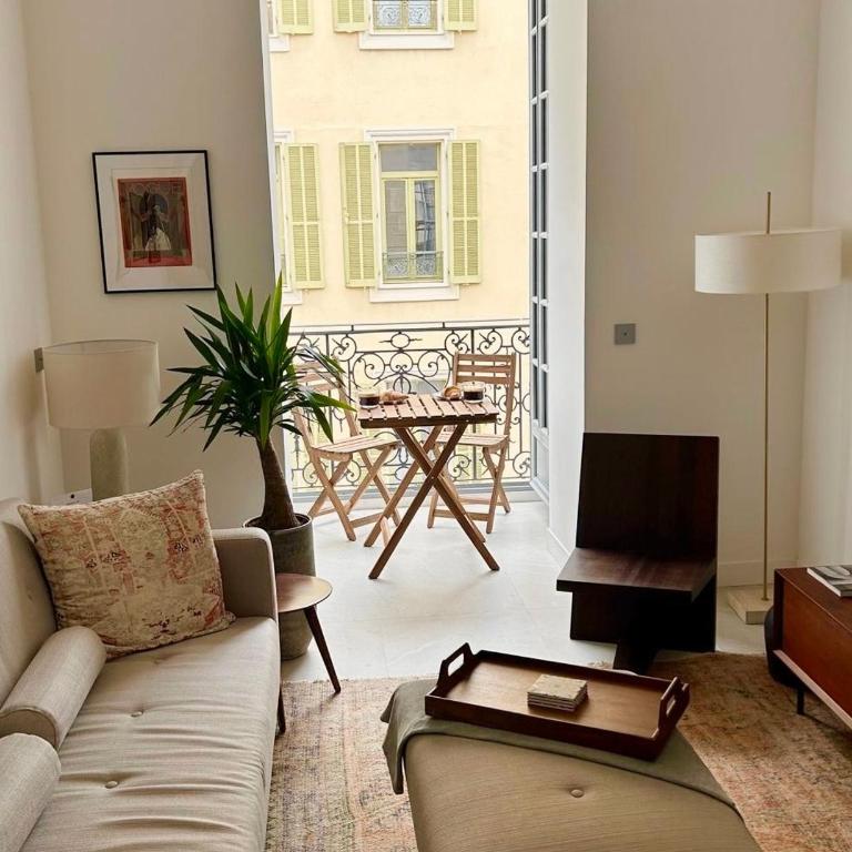 Carré DOrelegant 2 BR - Appartement 2 Chambres - 25