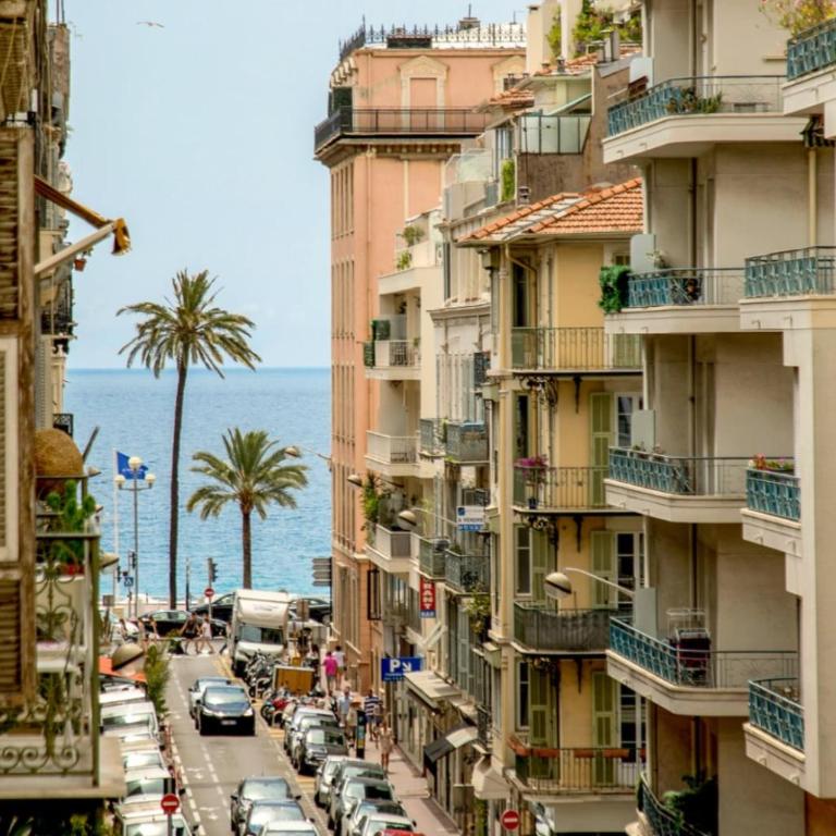 Carré DOrelegant 2 BR - Appartement 2 Chambres - 34