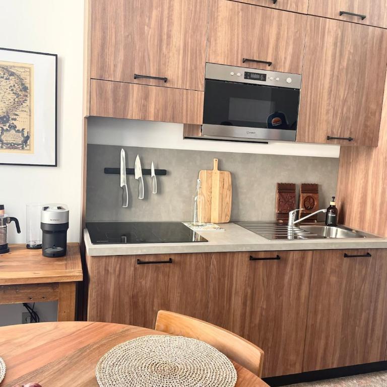 Carré DOrelegant 2 BR - Appartement 2 Chambres - 49