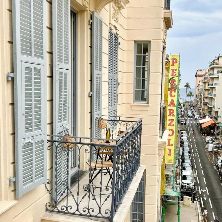 Carré DOrelegant 2 BR - Appartement 2 Chambres - 64