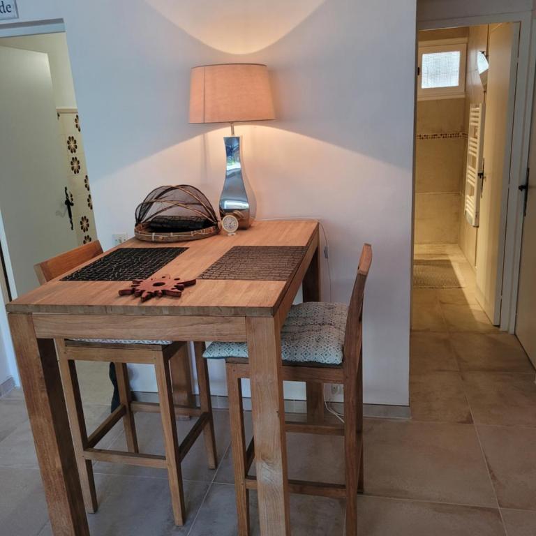 T3 70m2 rénové rdc, 50m plage,climatisé avec grd terrasse l'Argentiére - Appartement 2 Chambres - 28