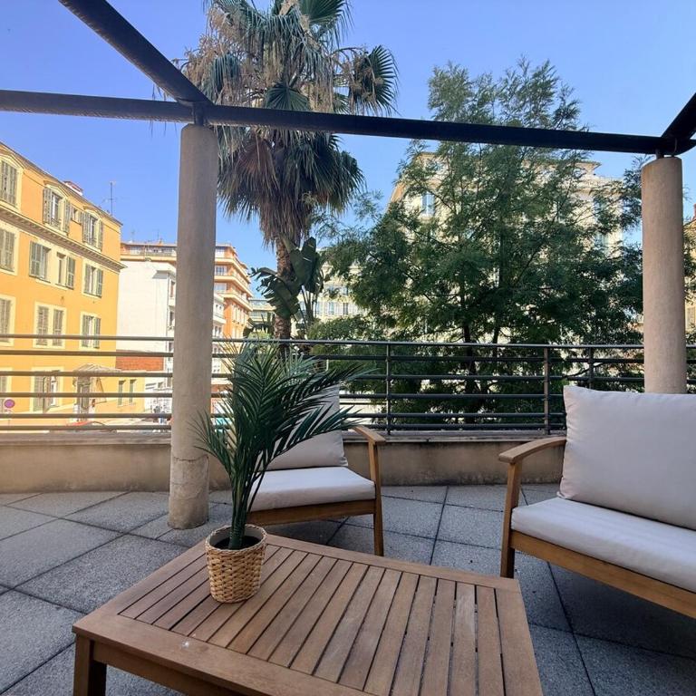 Elegant 2-bedroom apartment, luxury residence, large terrace - Appartement 2 Chambres - 7