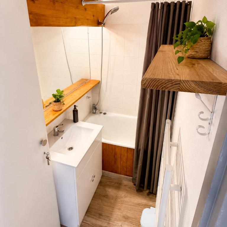 Studio Cabine avec WIFI et vue splendide sur le lac et les montagnes - Estudio con vistas a las montañas - 8