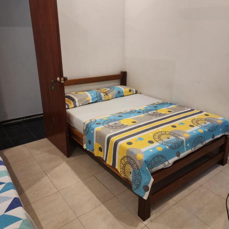 Hospedaje Nathalia - Habitación Doble con baño privado - 1 o 2 camas - 2