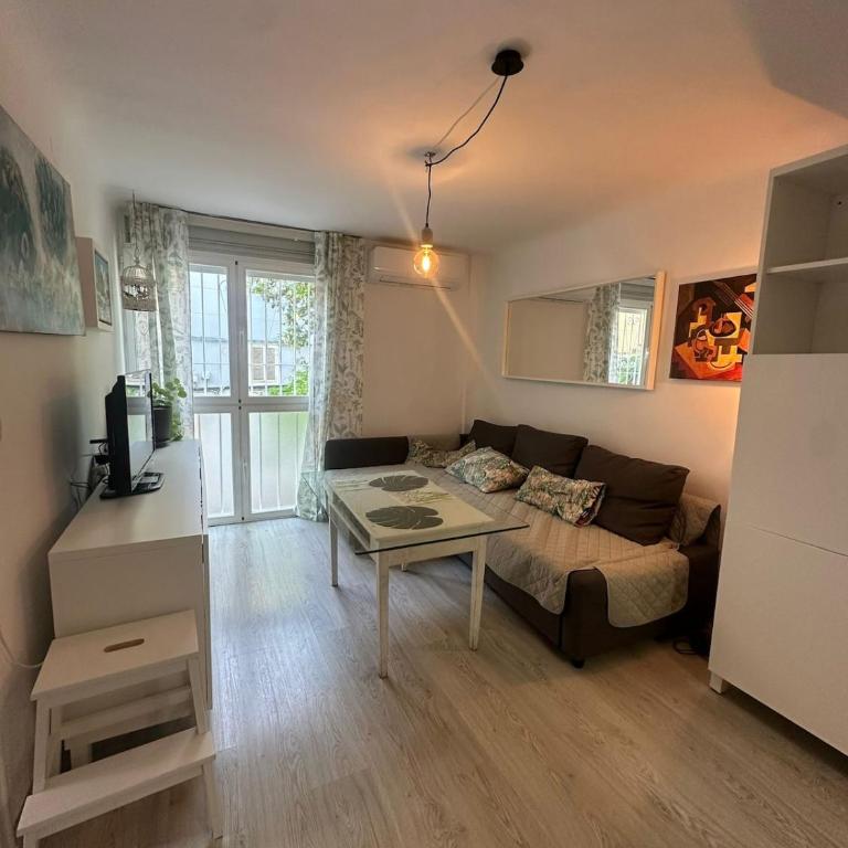 Apartamento próximo al palacio de congresos - Two-Bedroom Apartment - 5
