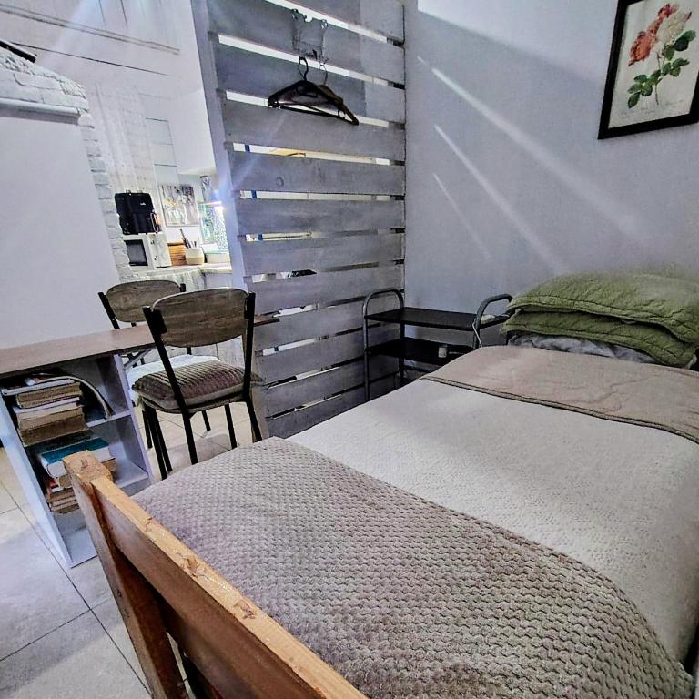 La Biblioteca Studio Single - One-Bedroom Apartment - 35