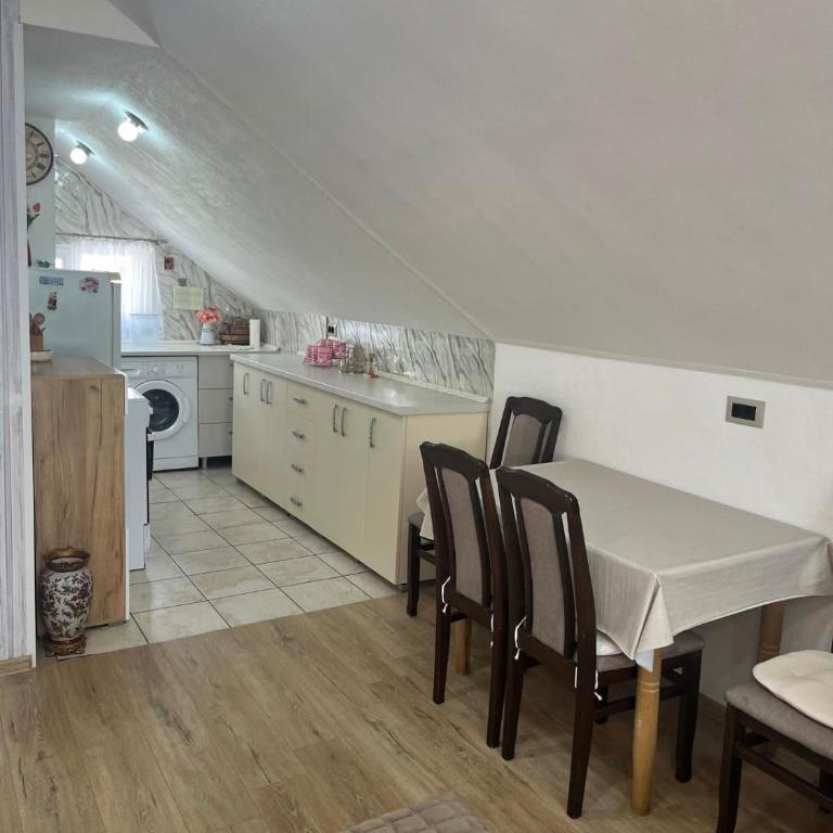 Apartman Ksenija - One-Bedroom Apartment - 6