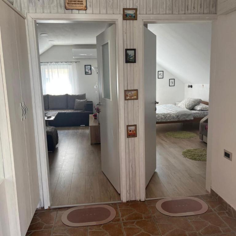 Apartman Ksenija - One-Bedroom Apartment - 4
