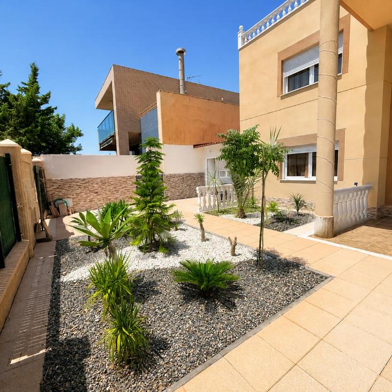 Cozy Apartment 3-Min Walk to Beach - Apartamento de 1 dormitorio - 9