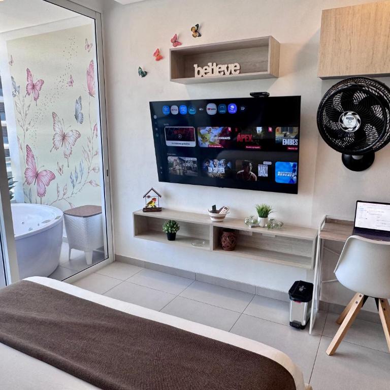 Suite con Jacuzzi y Hermosa Vista al Mar - Apartamento de 1 dormitorio - 14